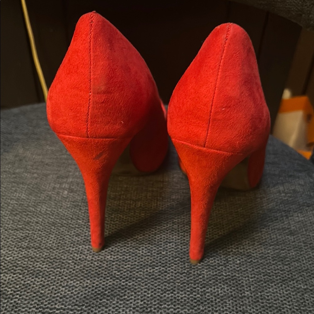 NWOB Jessica Simpson Bold Red Heels- size 7 - Picture 3 of 7